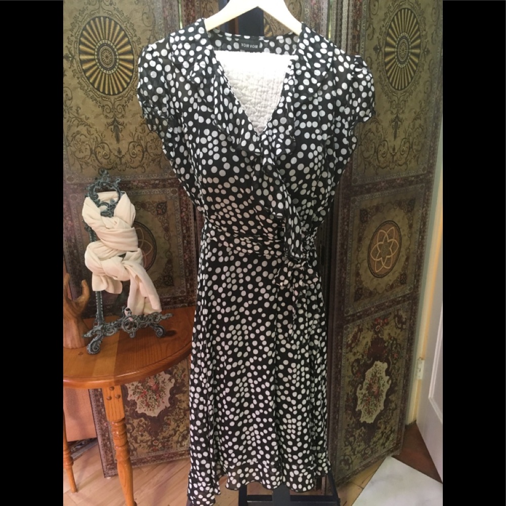 Pretty in polka dots ladies ruffles dress ❤️